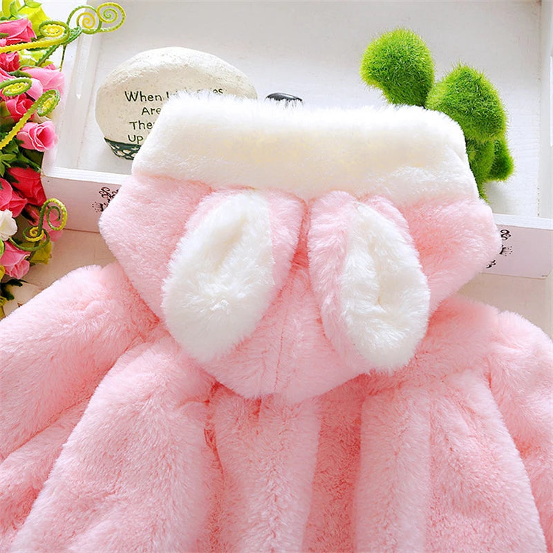 Conjunto_com_Casaco_Boneca_Bebe_Reborn