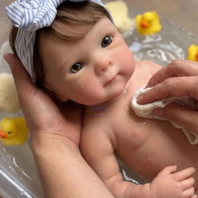 Bebê Reborn Hiper Realista Vivienne Silicone Sólido Molinho