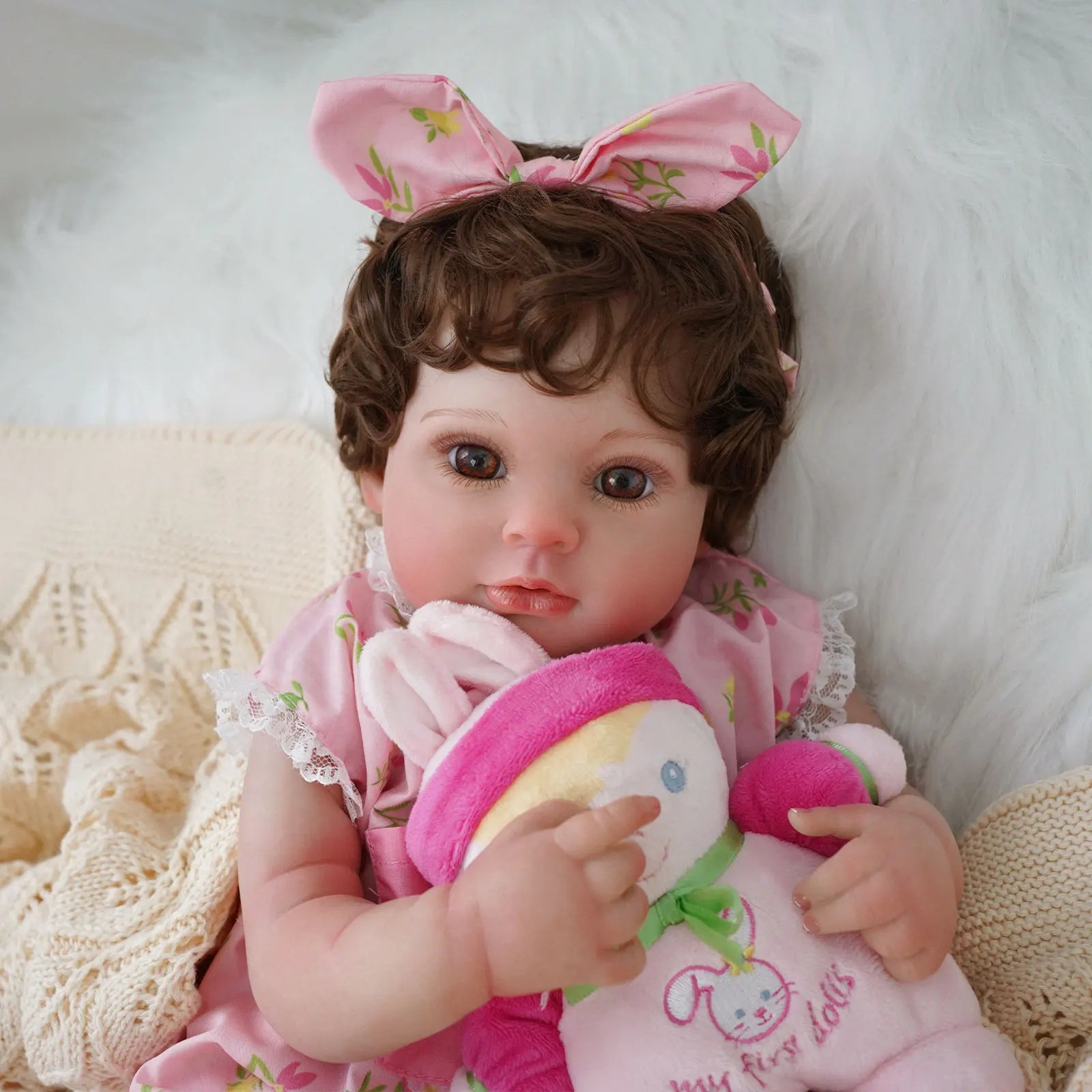 Bebe_Reborn_Realista_Silicone_Macio_Emilia