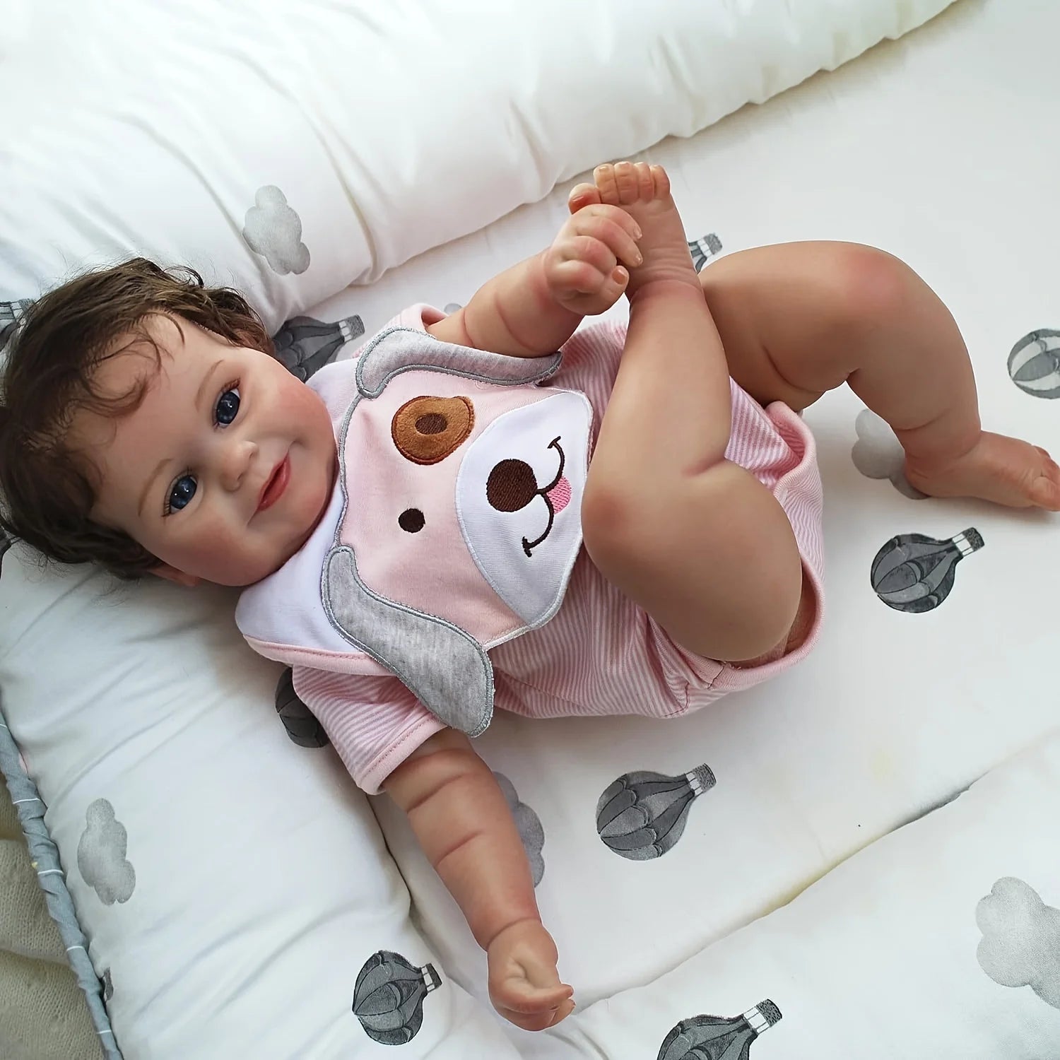 Boneca_Bebe_Reborn_Realista_Florzinha_Corpo_Inteiro_em_Silicone_Macio_ou_Pano