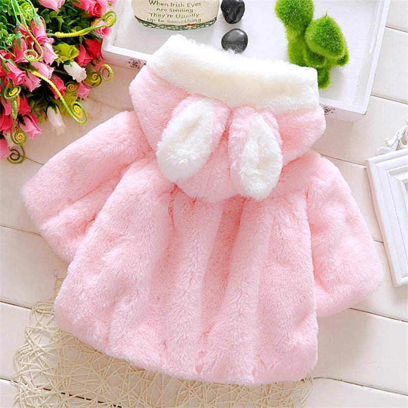 Conjunto_com_Casaco_Boneca_Bebe_Reborn