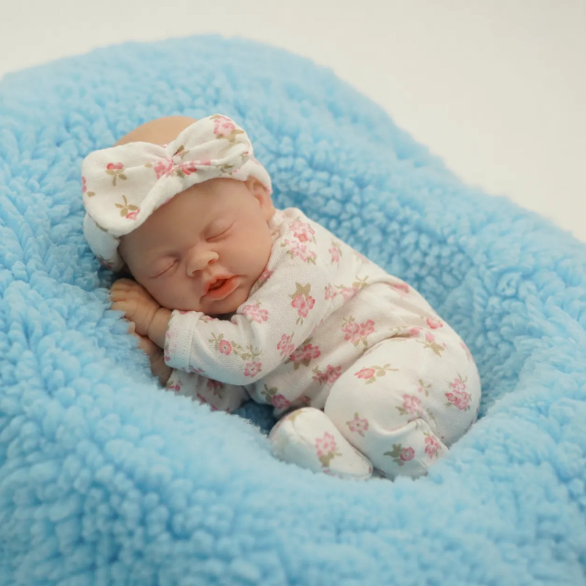 Mini_Bebe_Reborn_Maite_Chorando_Silicone_Solido_Sonho_Reborn_1_2