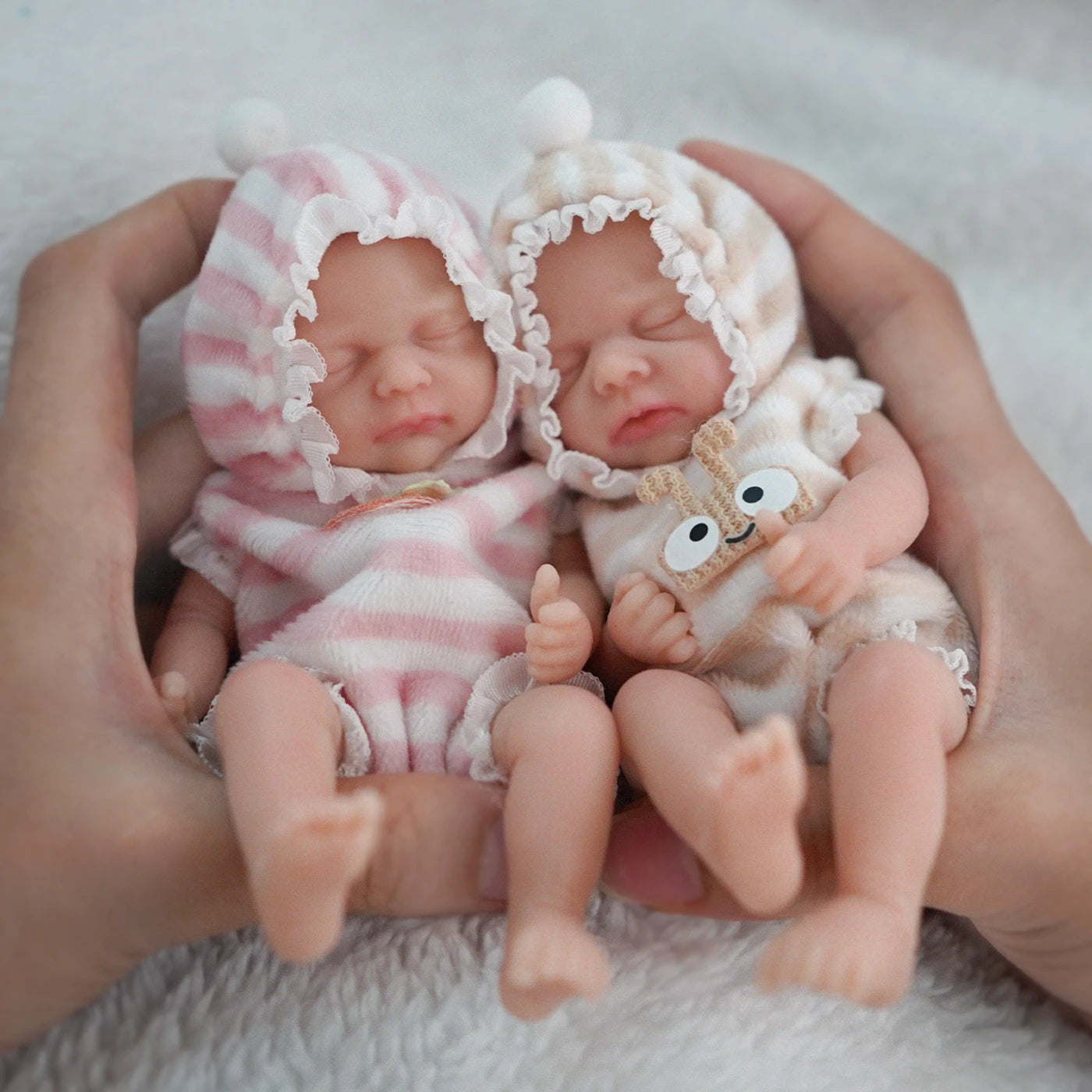 Mini_Bebes_Reborn_Irmaos_Gael_e_Clara_Silicone_Solido_sonho_reborn
