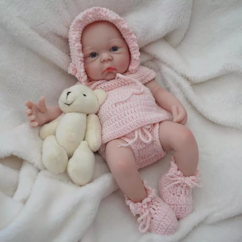 bebe-reborn-hiper-realista-alina-silicone-solido-molinho-35cm-sonho-reborn