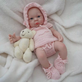 bebe-reborn-hiper-realista-alina-silicone-solido-molinho-35cm-sonho-reborn