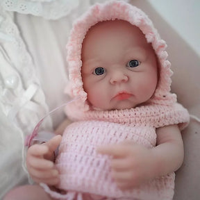 bebe-reborn-hiper-realista-alina-silicone-solido-molinho-35cm-sonho-reborn
