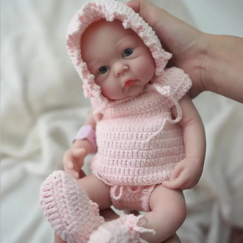 bebe-reborn-hiper-realista-alina-silicone-solido-molinho-35cm-sonho-reborn