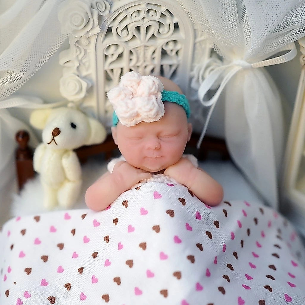 mini-bebe-reborn-liora-silicone-solido-corpo-molinho-10cm-sonho-reborn